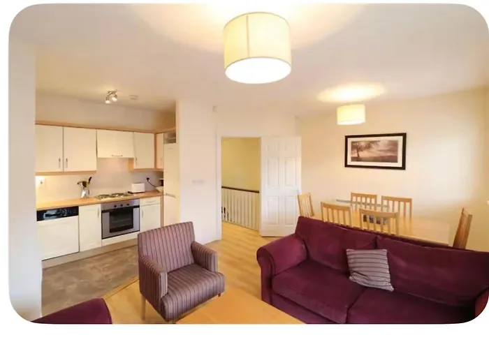 Lakeside 2bedroom דירה *